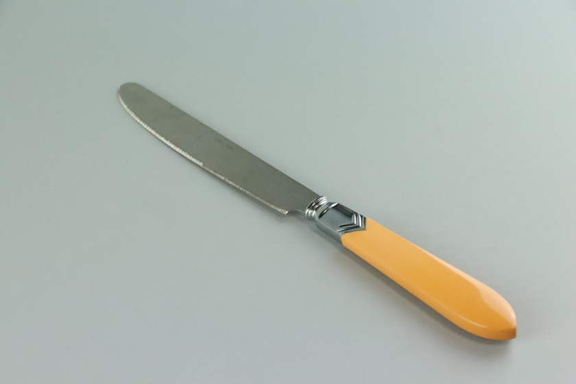 ナイフ　ステンレス×プラスチック　オレンジ