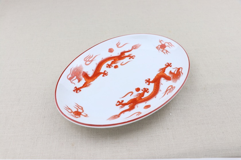中華楕円皿（白・赤ドラゴン）