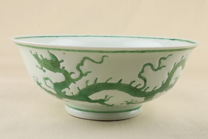 ラーメン鉢（白・緑ドラゴン）