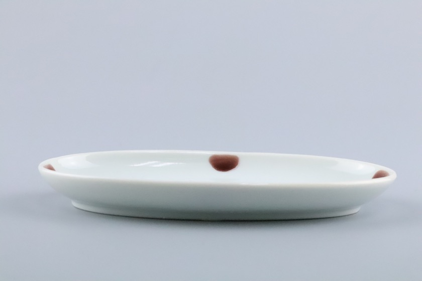 色絵楕円豆皿（紫・エビ）