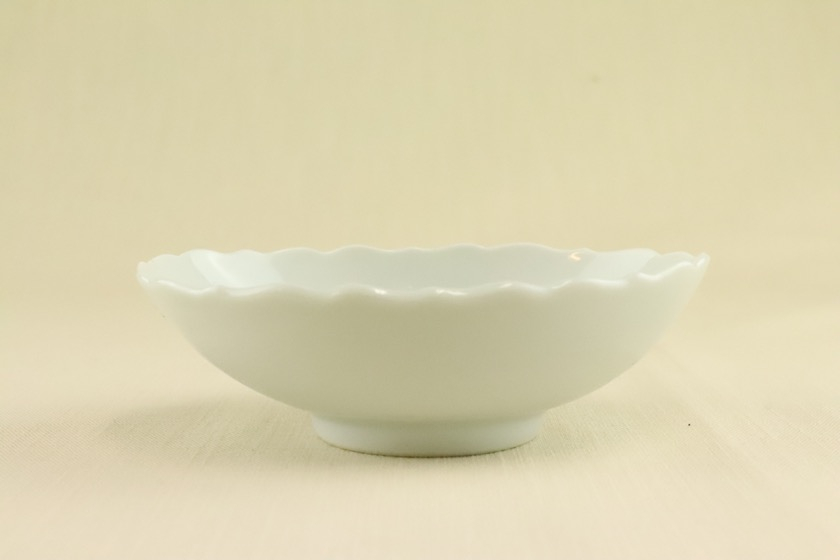 白磁楕円小鉢