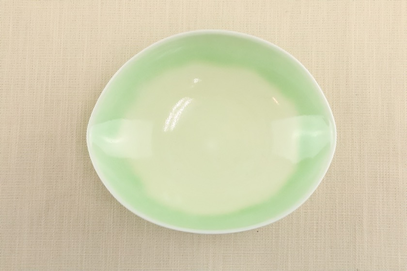 緑グラデ楕円鉢