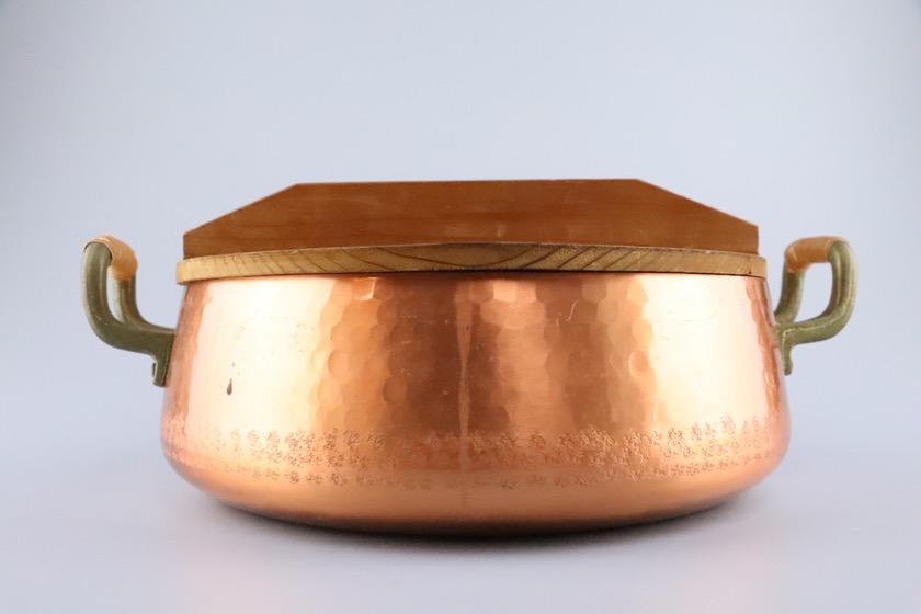 銅おでん鍋（仕切り・木蓋付き）