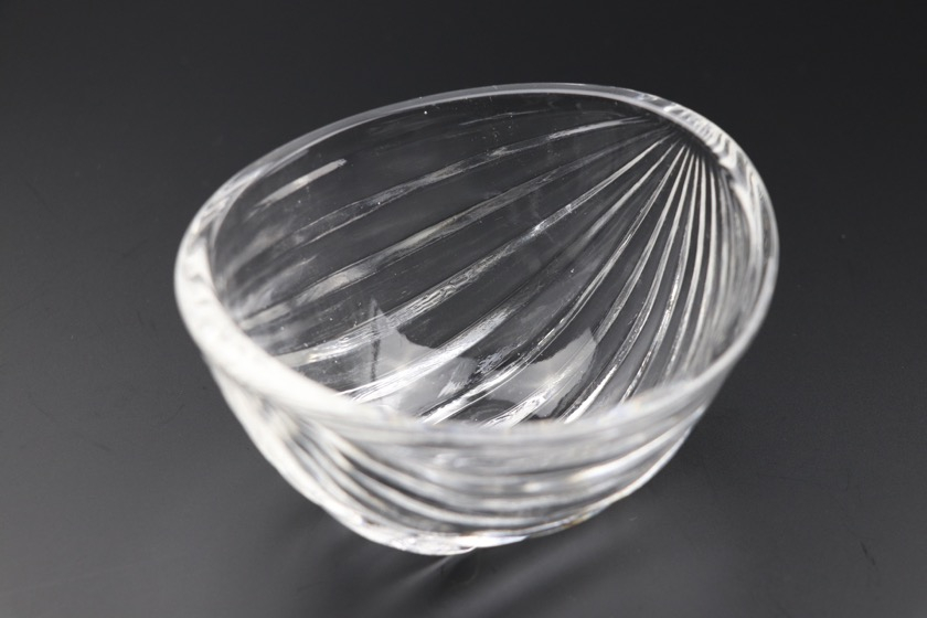 楕円ガラス鉢（クリア・ライン入り）