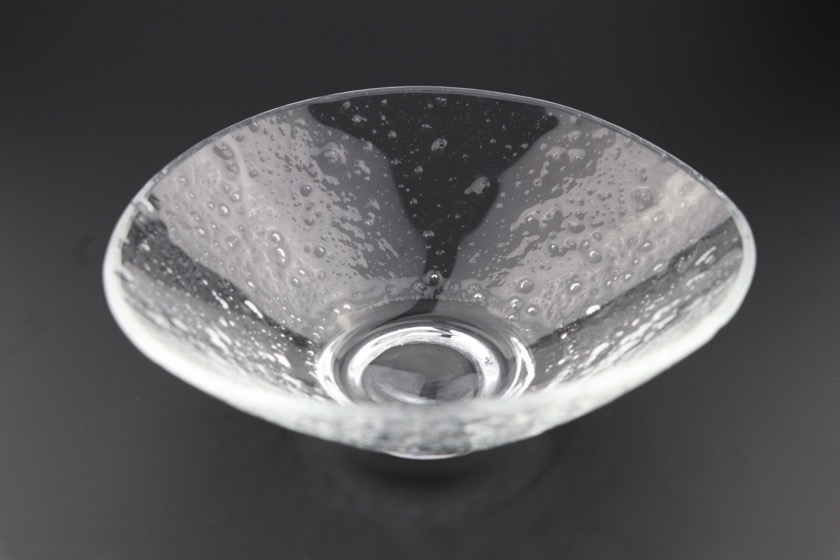 変形ガラス鉢（気泡）