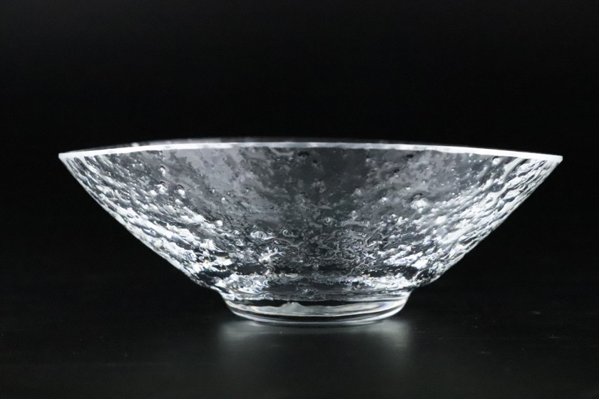 変形ガラス鉢（気泡）