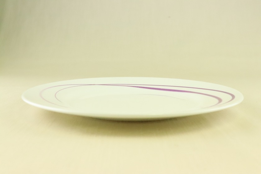 デザート皿（バーニ-ズニューヨーク 白地に紫の二重円）