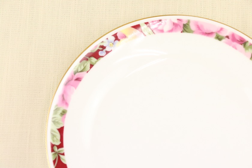 デザート皿（白・ピンク系花柄ライン）