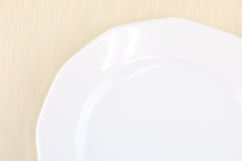 デザート皿（白・１２角）