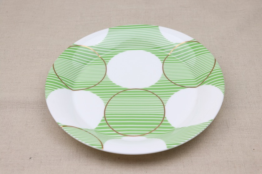 デザート皿（白・緑ストライプ/ゴールド円）