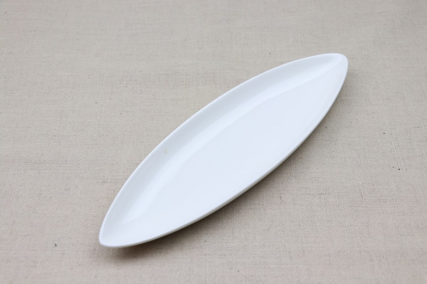 楕円皿（白・舟形）