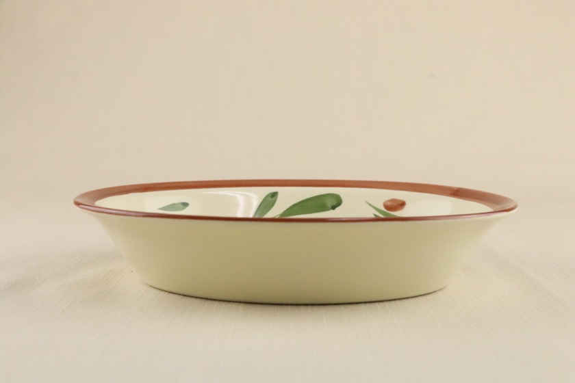 グラタン皿（茶ライン・茶色植物柄）