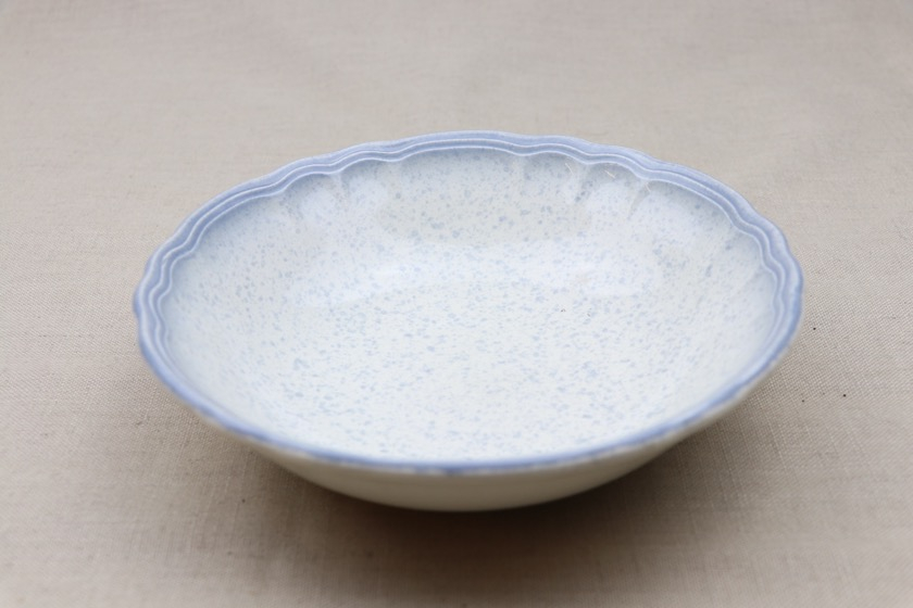 スープ皿（白・ブルー系飛沫）