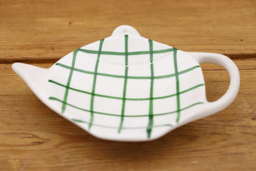 ティポット型小皿（白・緑ライン）