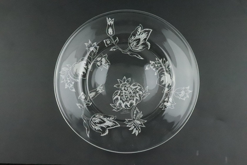 花形ガラス丸皿