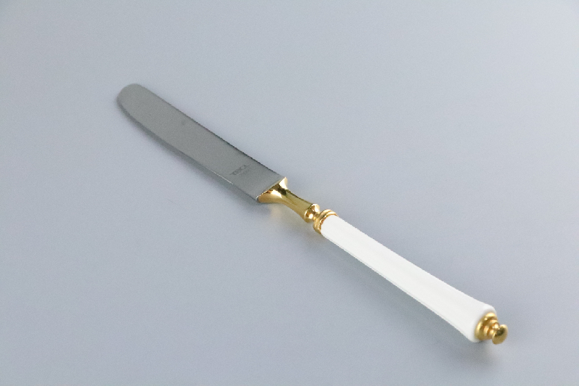 ナイフ　　ステンレス　ゴールド　陶器　白